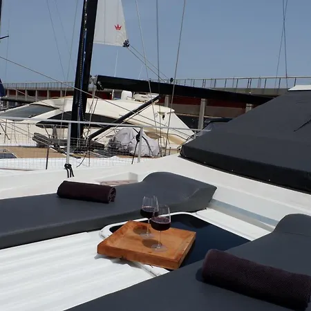 Ботель The Morgan Yacht *