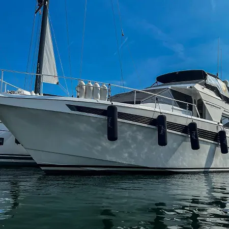 The Morgan Yacht Ботель Барселона